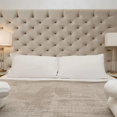 Crispi Luxury House