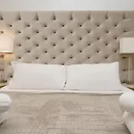 Crispi Luxury House